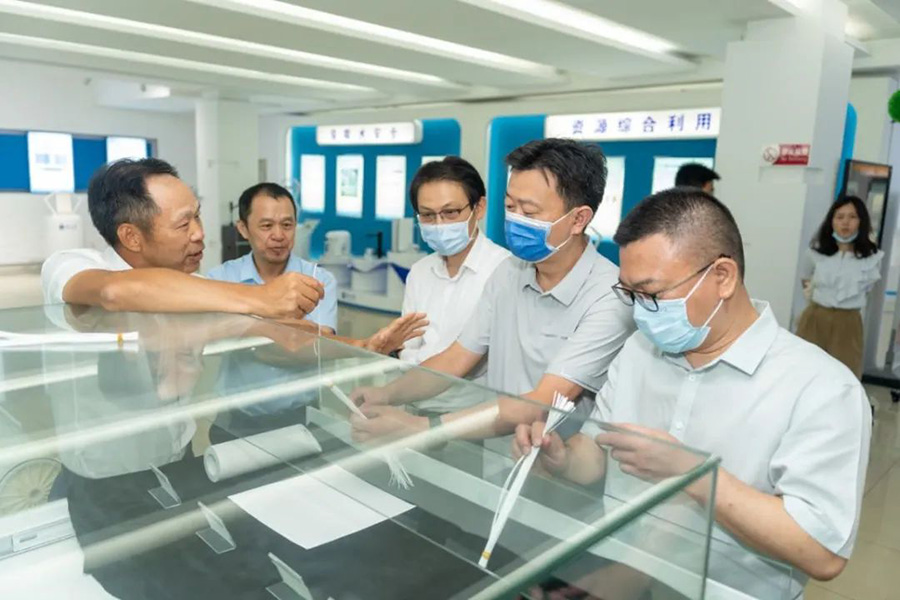 工信部節能與綜合利用司副司長丁志軍一行赴碧水源開展專題調研